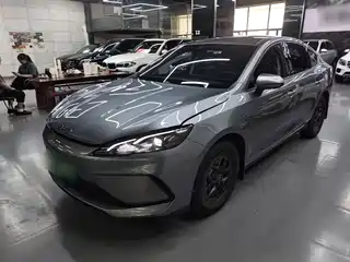 BYD Hai Bao 05 DM-i 2025