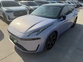 Lynk & Co 07 EM-P 2024