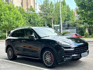 Porsche Cayenne 2014