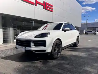 Porsche Cayenne 2024