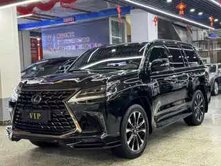 Lexus LX 2022