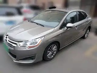 Citroën C4L 2015