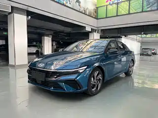 Hyundai Elantra 2023