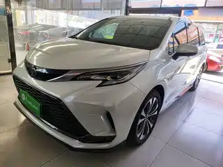 Toyota Granvia 2022