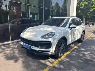 Porsche Cayenne 2016