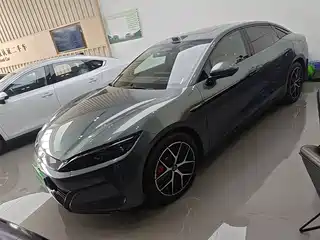 BYD Han L 2025