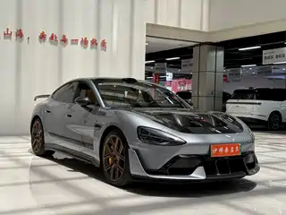 Xiaomi Auto SU7 Ultra 2025