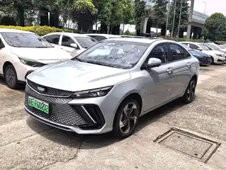 Geely Emgrand L HiP 2022