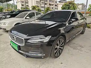 Volvo S90 2023