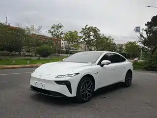 Dongfeng Yipai eπ007 2024