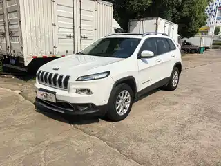 Jeep Cherokee 2016