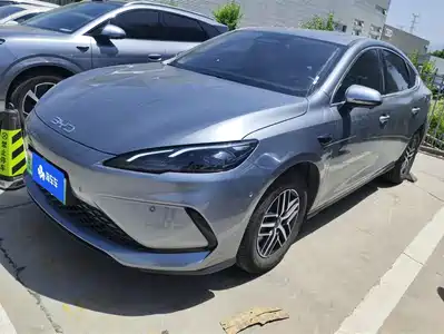 BYD Hai Bao 05 DM-i 2025