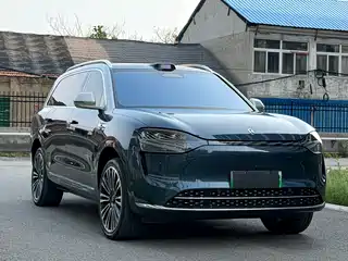 AITO Wenjie M9 2023