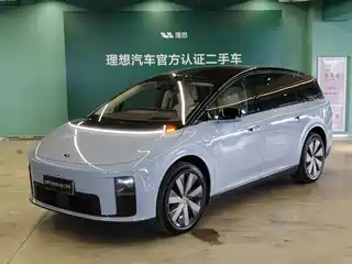 Li Auto Li i8 2025
