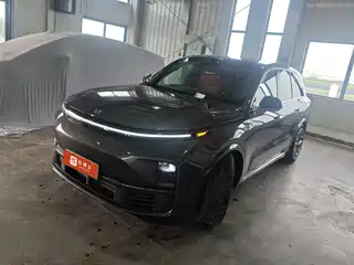 Li Auto Li L8 2025