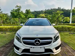 Mercedes-Benz GLA AMG 2015