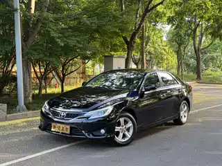 Toyota Reiz 2016