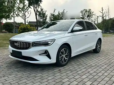 Geely Emgrand 2025