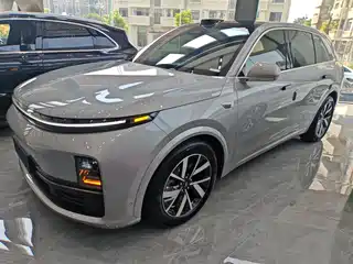 Li Auto L7 2023