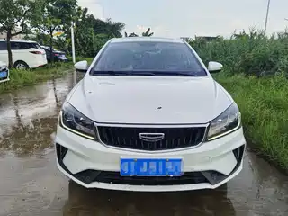 Geely Emgrand 2021