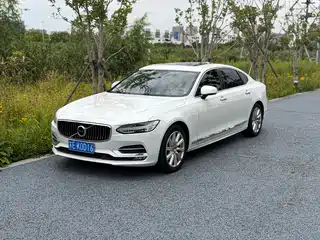 Volvo S90 2020