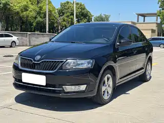 Škoda Rapid 2013