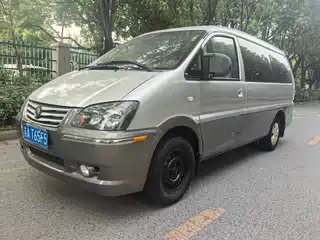 Dongfeng Fengxing Lingzhi 2015