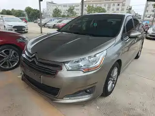 Citroën C4L 2013