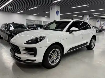 Porsche Macan 2020