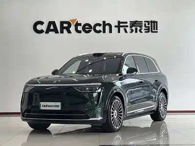 AITO Wenjie M8 2025
