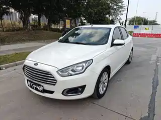 Ford Escort 2014