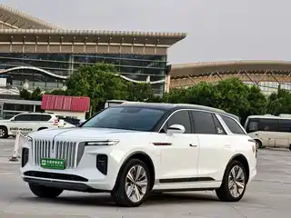 Hongqi E-HS9 2022
