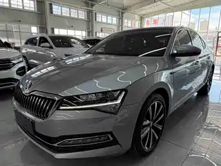 Škoda Superb 2022