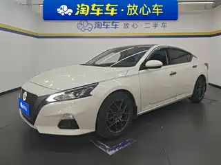 Nissan Teana 2021
