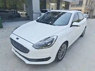 Ford Escort 2018