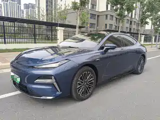Geely Galaxy Xingyao 8 2025