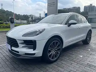 Porsche Macan 2020