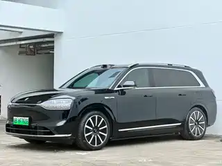 AITO Wenjie M9 2023