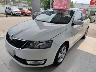 Škoda Rapid 2014