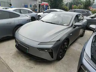 Dongfeng Yipai eπ007 2024