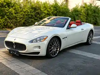 Maserati GranCabrio 2012
