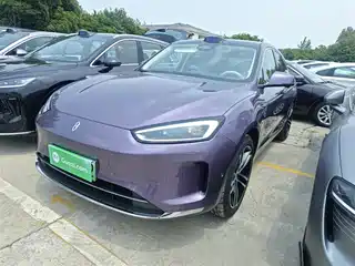 AITO Wenjie M5 2025