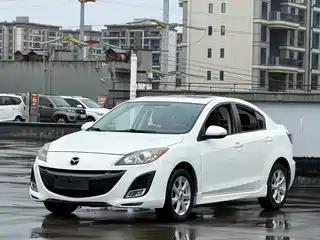 Mazda Mazda3 Axela 2011