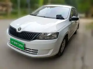 Škoda Rapid 2015