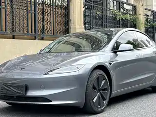Tesla Model 3 2026