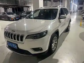 Jeep Cherokee 2020