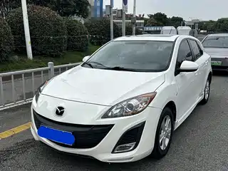 Mazda Mazda3 Axela 2011