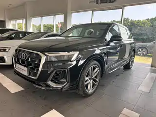 Audi Audi Q7 2024