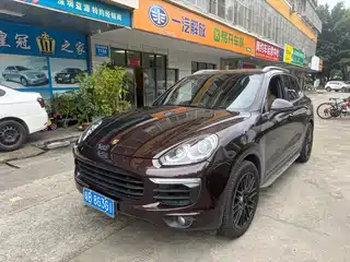Porsche Cayenne 2014