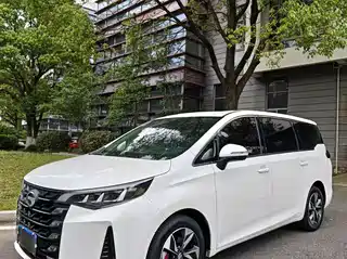 GAC Trumpchi M6 2020